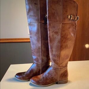 X-Fast Lane Chinese Laundry Boots, size 6.5, EUC, Tan Sole